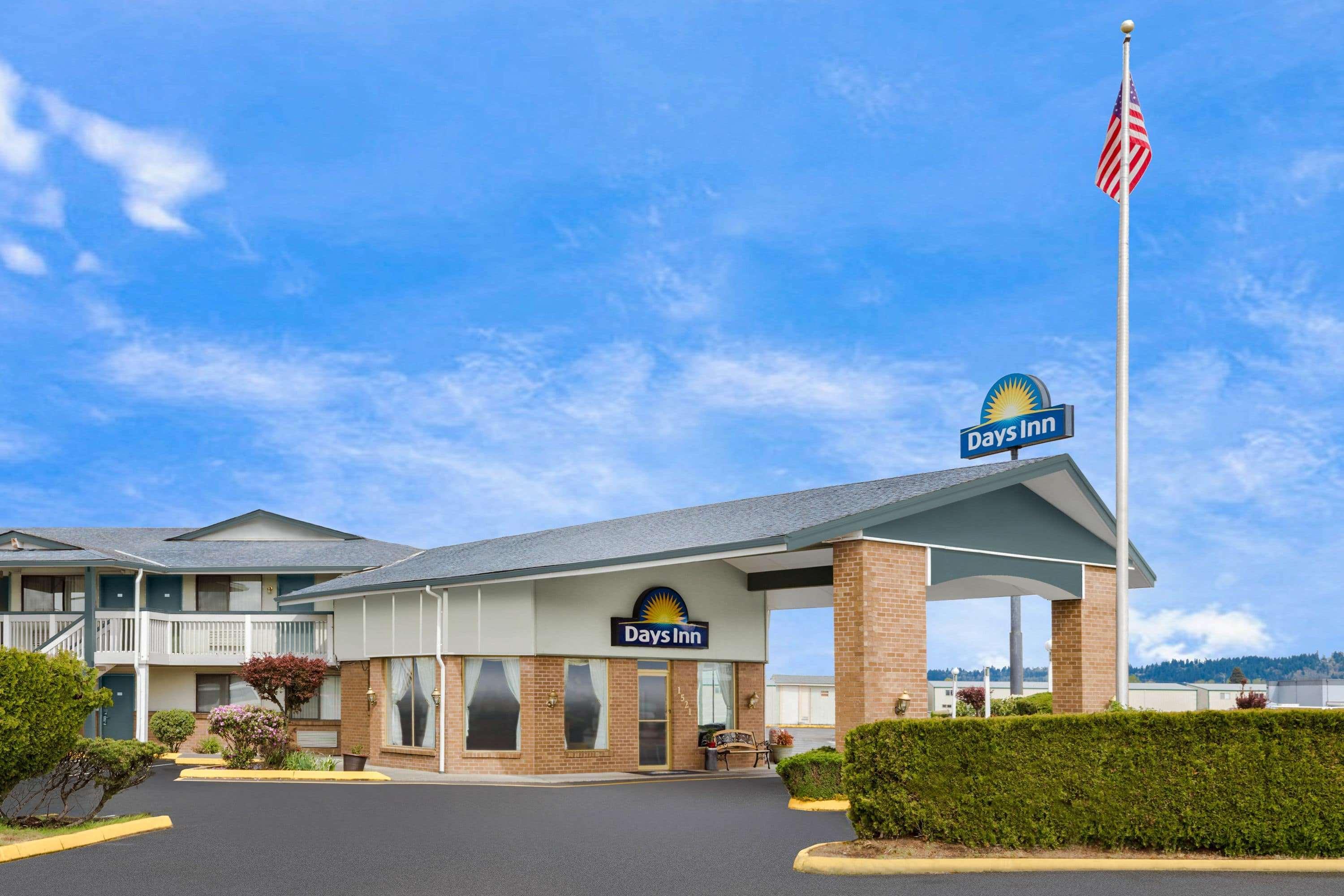 Days Inn By Wyndham Auburn Zewnętrze zdjęcie