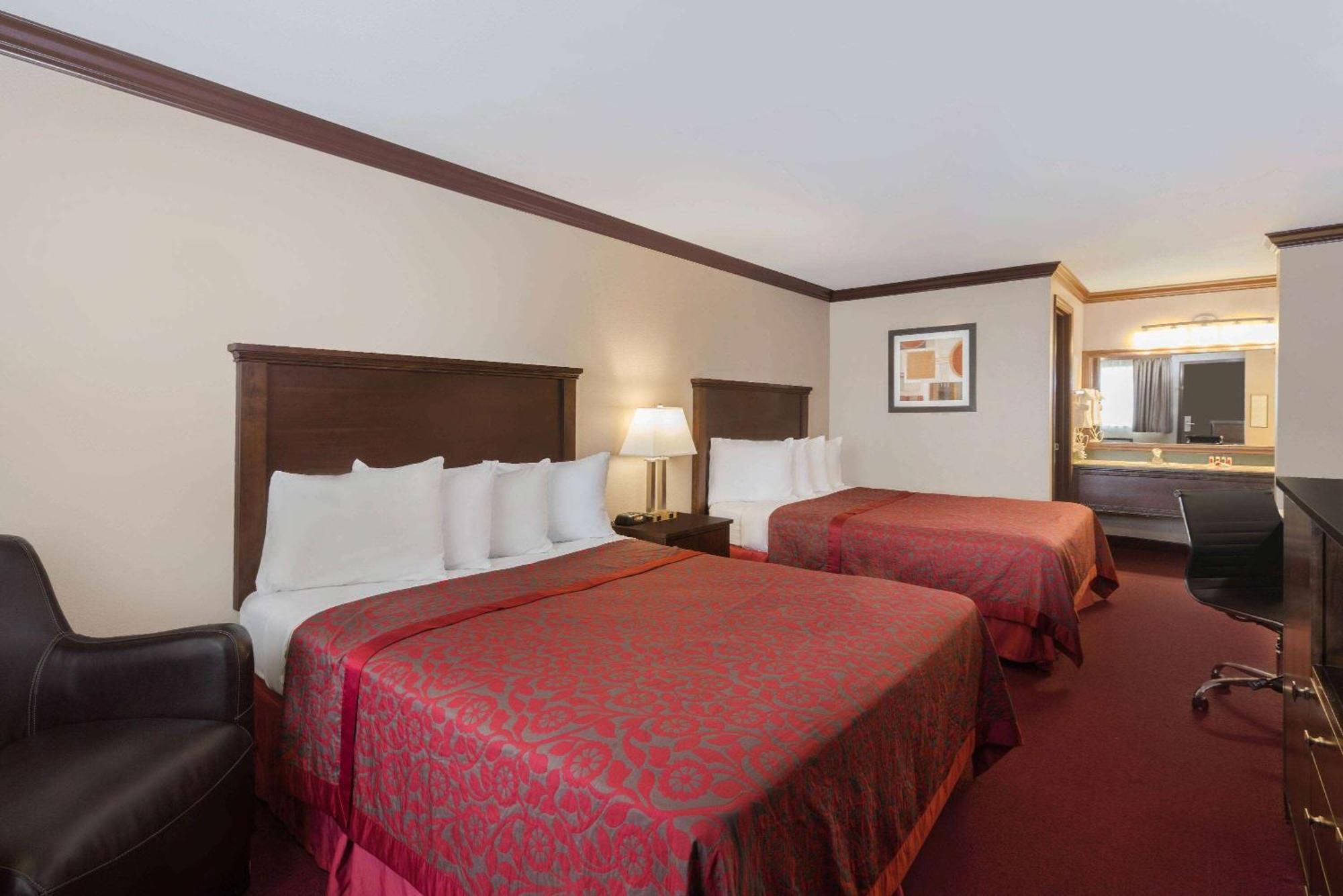 Days Inn By Wyndham Auburn Zewnętrze zdjęcie